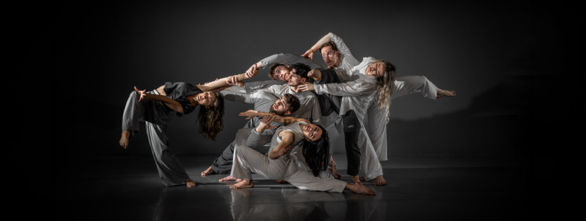 Motionhouse’s Breathtaking Dance-Circus Production Hidden Comes to The New Theatre, Peterborough